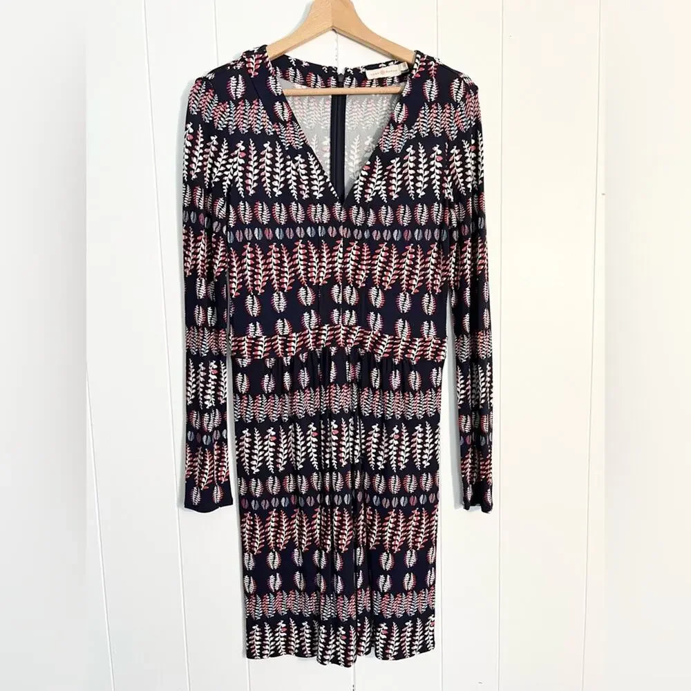 Tory Burch Fantasy dress Printed v neck long sleeve spring fern office